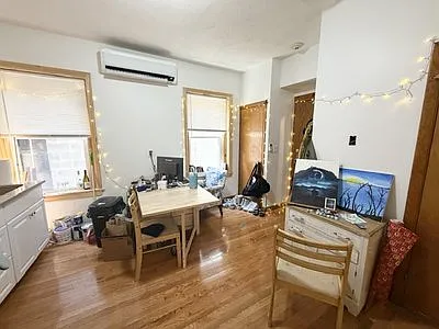 1 bed, 490 sqft, $2,350 — Photo 3