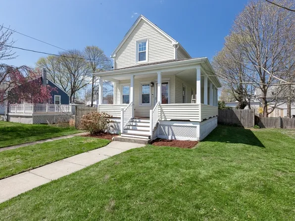 8 Hitch St, Fairhaven, MA 02719