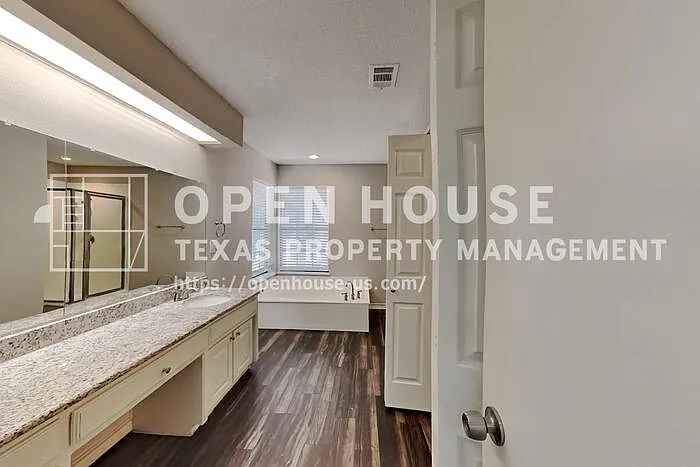 3403 Boyd Trl — Photo 11