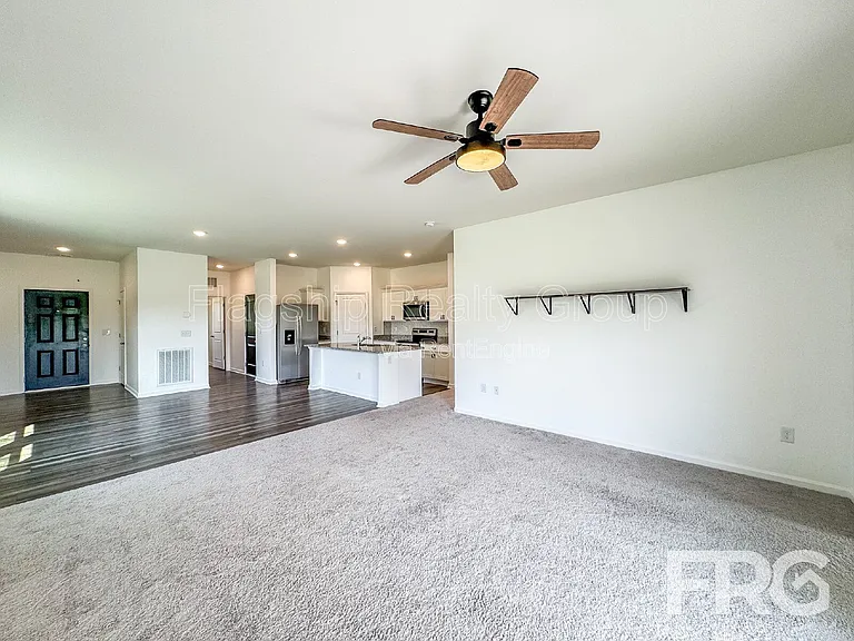 303 Kenison Way — Photo 37