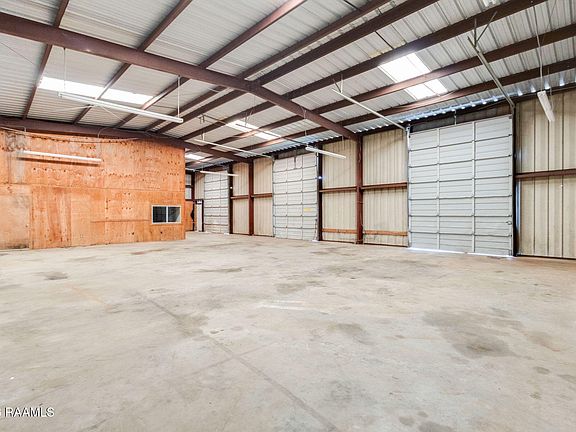 5th image of 209 D Arceneaux Rd