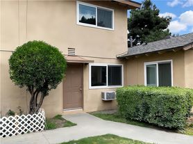 4584 Bandera St, Montclair, CA