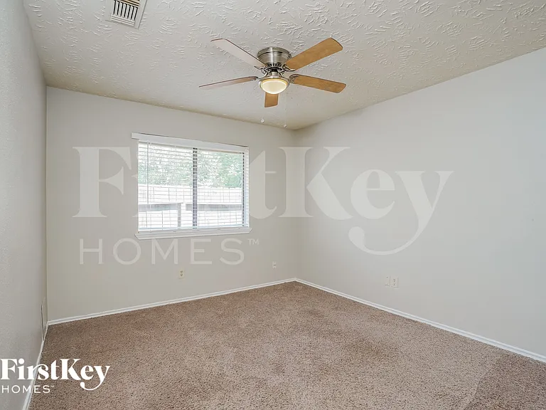 18423 Arbormont Dr — Photo 11