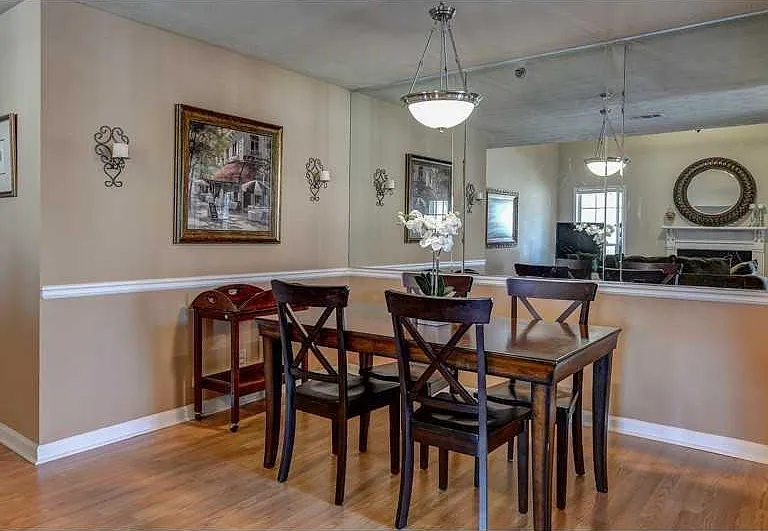 4101 Riverlook Pkwy SE #101 — Photo 2