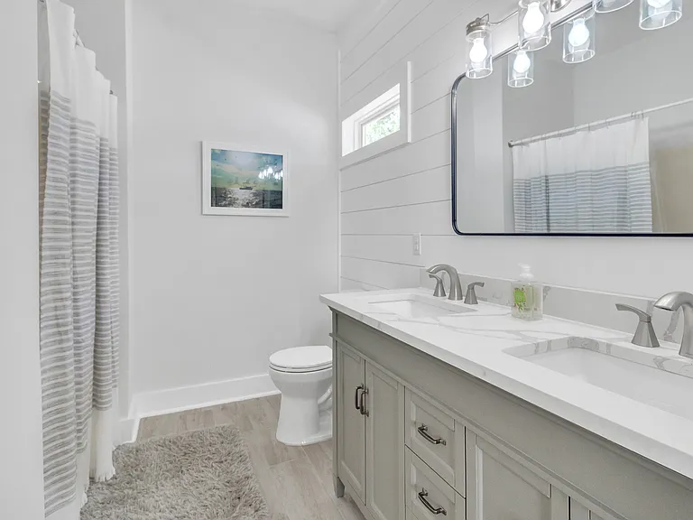 303 Holly St — Photo 13