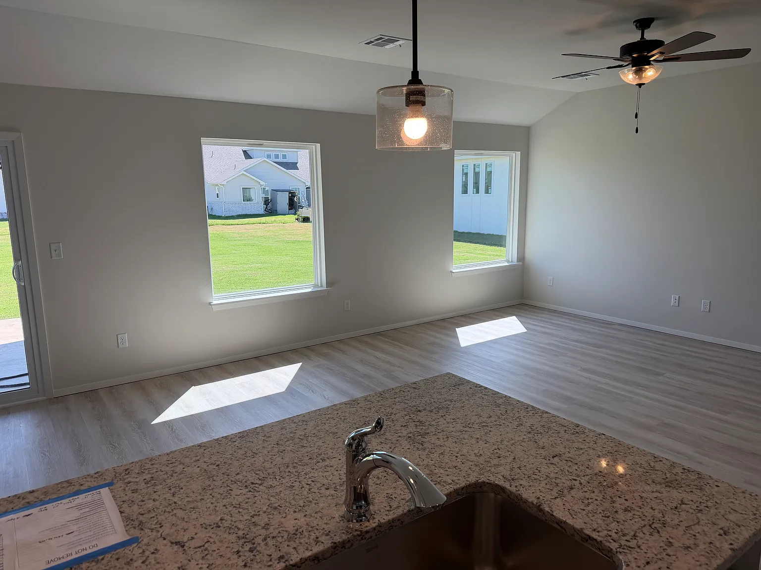 3 bed, 1535 sqft, $2,295 — Photo 4