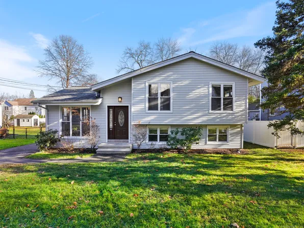 115 Valley Road, Westport, CT 06880