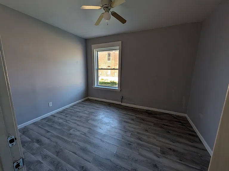 4733 McMillan Ave #1F — Photo 10