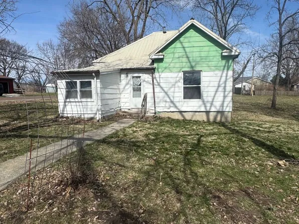 501 E Lake St, Marceline, MO 64658
