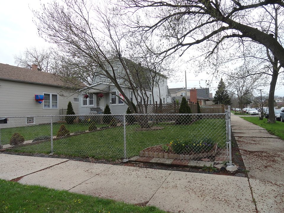 1st image of 3456 N Neenah Ave