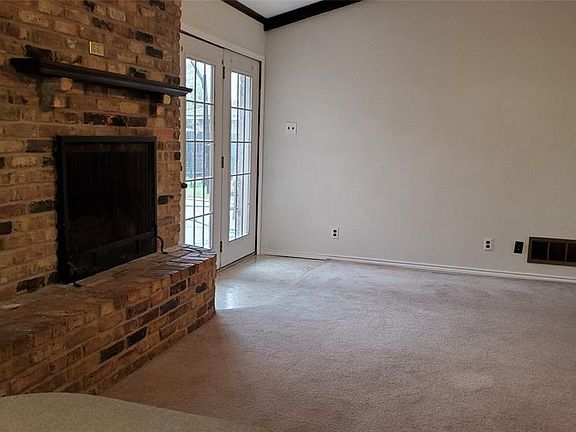 4th image of 2201 Westlake Dr