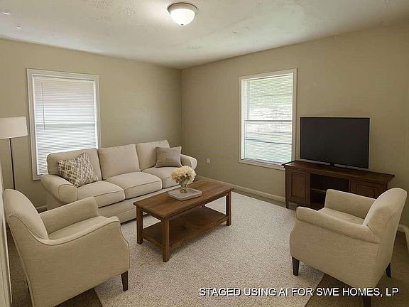 5th image of 3827 Amos St