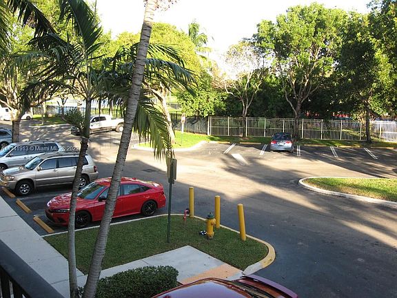 5th image of 2120 Preserve Way #205