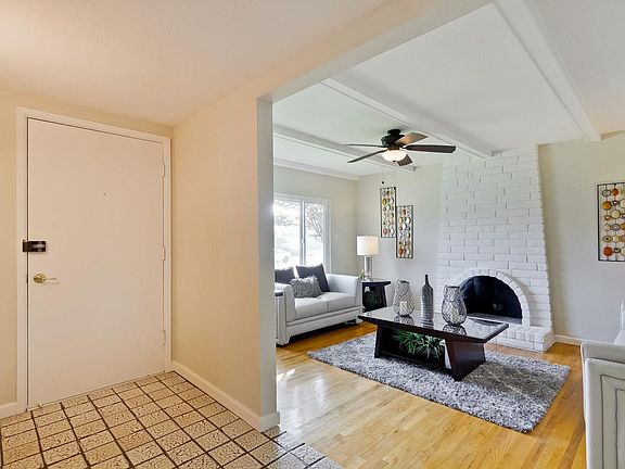 3rd image of 1769 Westhaven Dr