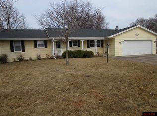 105 Kaukis Dr, Le Sueur, MN 56058