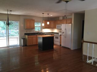 574 Whispering Pines Rd, Max Meadows, VA 24360