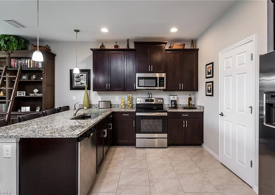 1st image of 10805 Alvara Point Dr