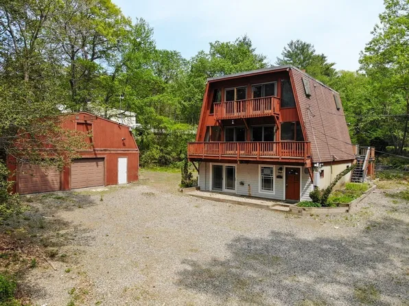 3-3 Forest Ln #5, Manchester, MA 01944