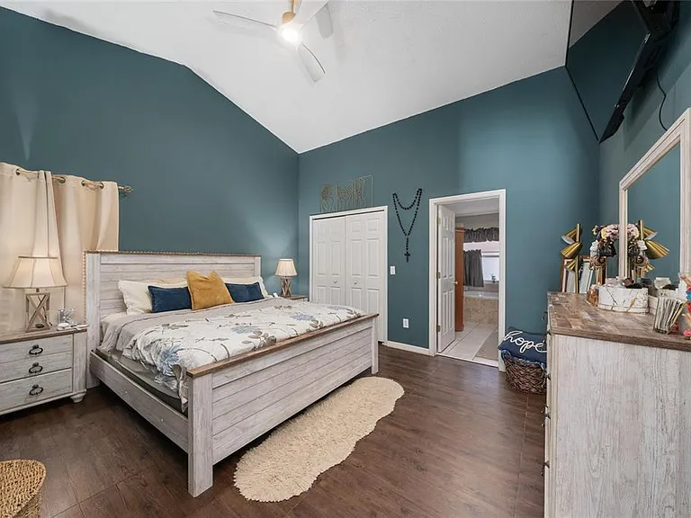 316 Westscott Dr — Photo 15