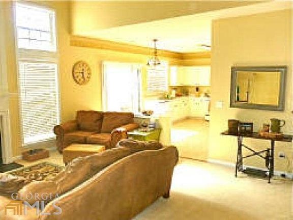 3rd image of 3342 Davenport Park Ln