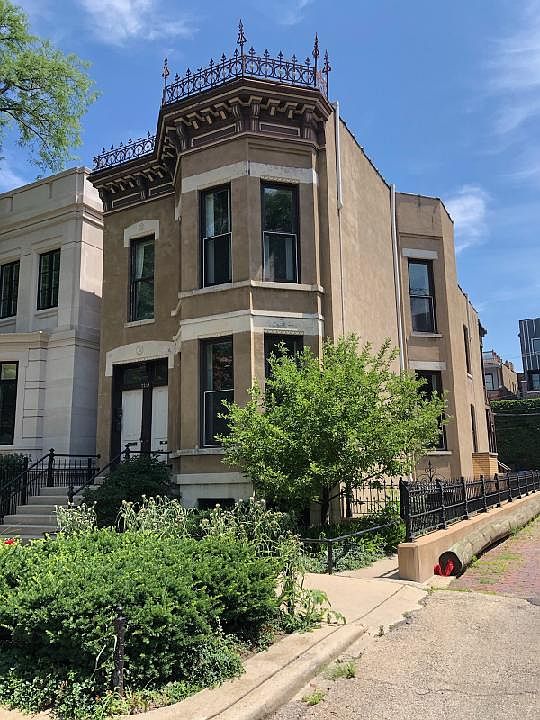 1st image of 2215 N Dayton St #1R