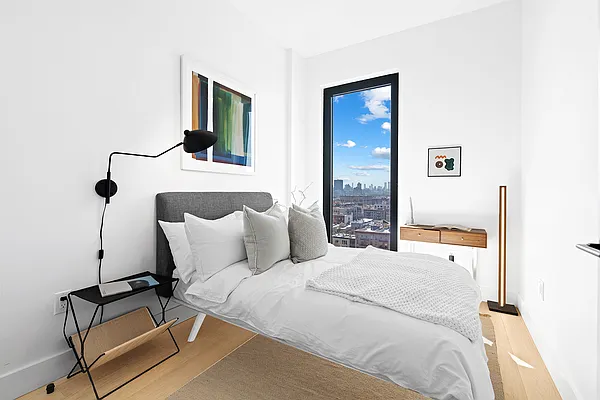 Rented by West 124th Manager LLC | media 104