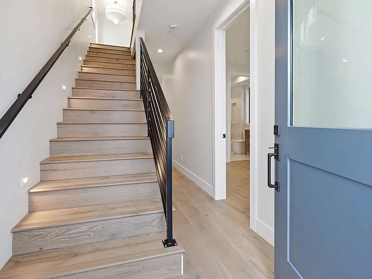 845 G Ave — Photo 16