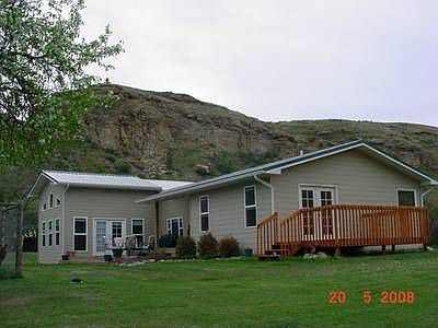 2nd image of 620 Lewis St