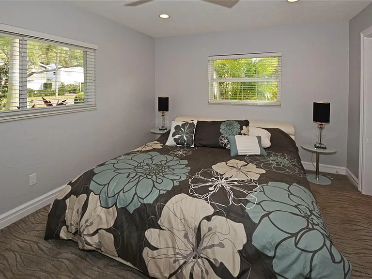 7020 Mango Ave S — Photo 25