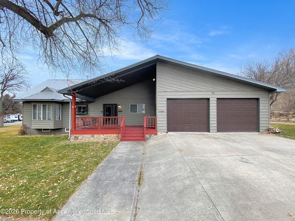925 Cleveland St, Meeker, CO 81641