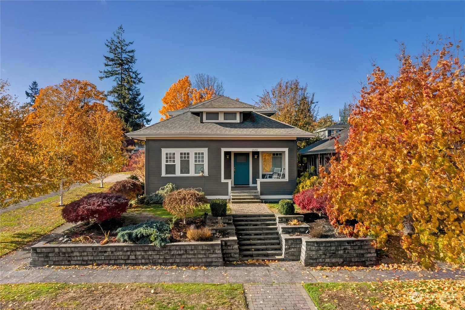 2502 N Warner Street photo 1