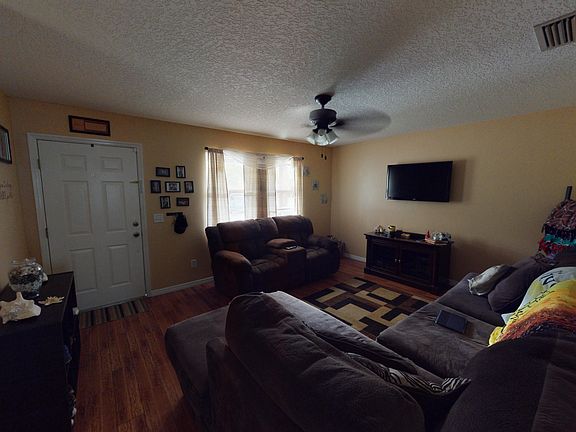 4th image of 293 Monterey Ave