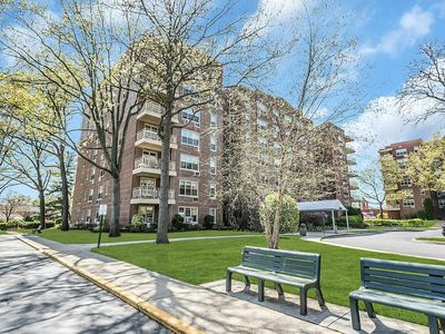 23-55 Bell Blvd #6D, Bayside, NY, 11360
