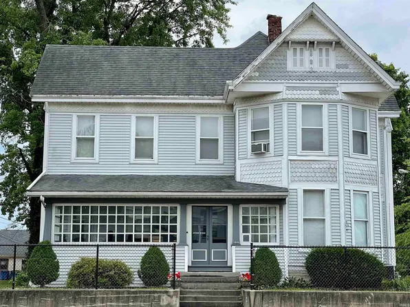 1528 16th St, Bedford, IN 47421