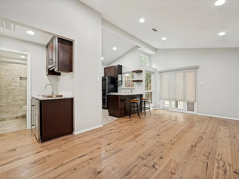 2759 Harbinger Ln — Photo 6