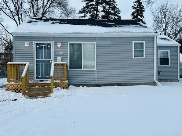 1708 Division St, Saginaw, MI 48602