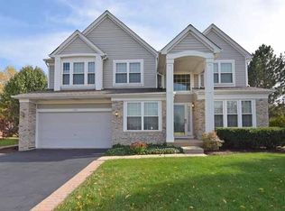 1843 Thomasville Ln, Crystal Lake, IL 60014