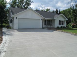 301 3rd St, Shell Lake, WI 54871