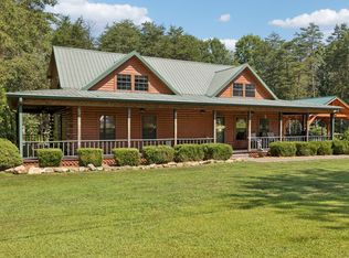 602 Gaither Hinson Rd, Waynesboro, TN 38485