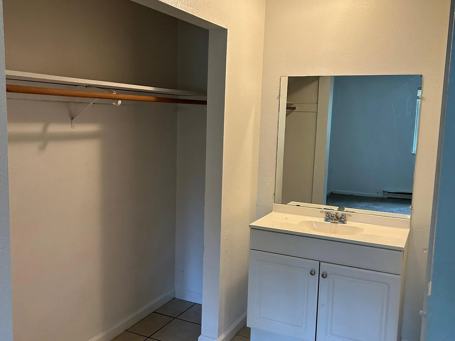 1 bed, $650 — Photo 2