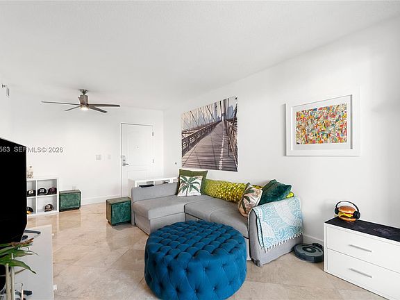 4th image of 110 Washington Ave APT 2309