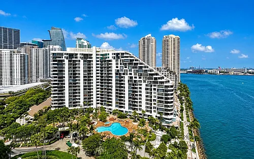 520 Brickell Key Dr Photo 1