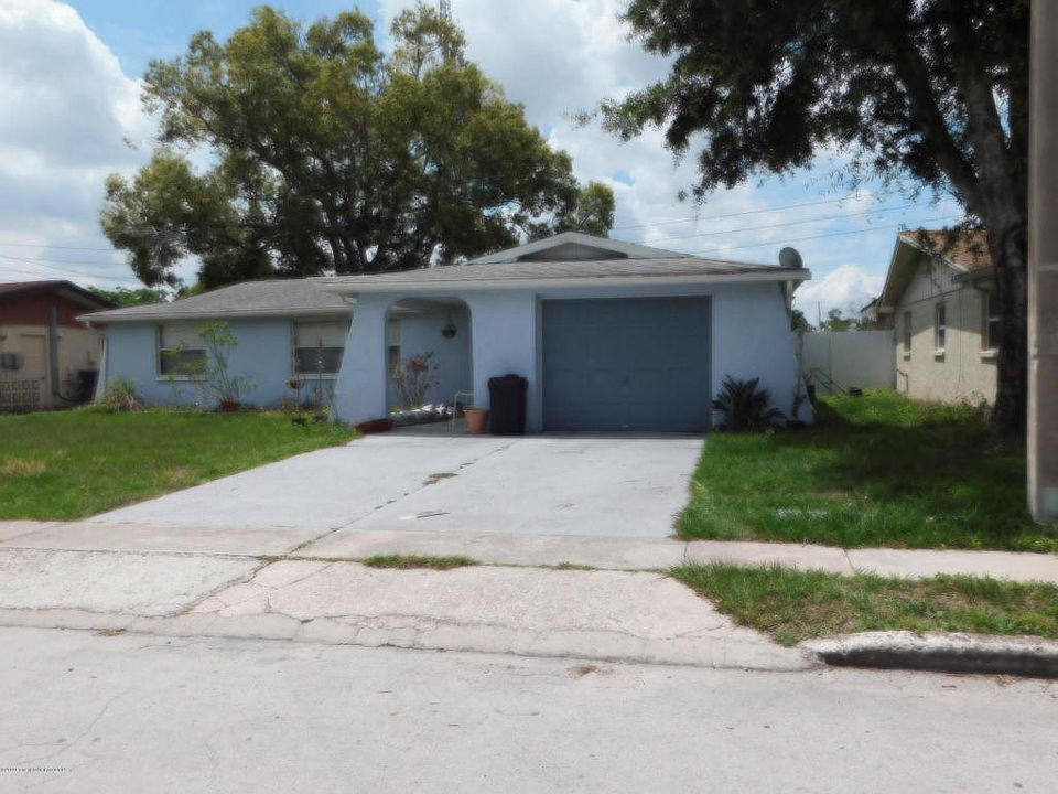 1st image of 5552 Dolores Dr