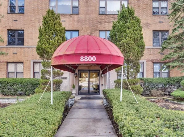 8800 Blvd East image 1 of 17