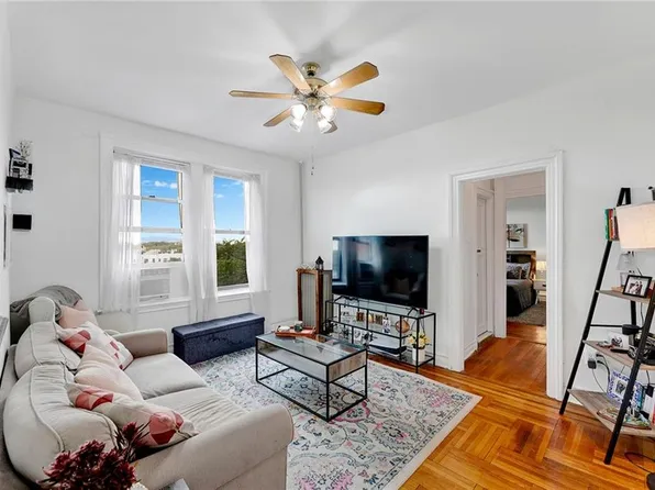 7401 4th Ave APT E9, Brooklyn, NY 11209