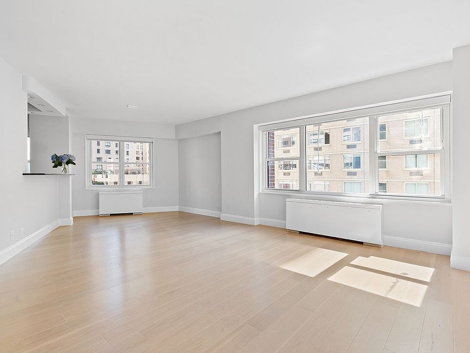 1st image of 20 W 64th St APT 10D