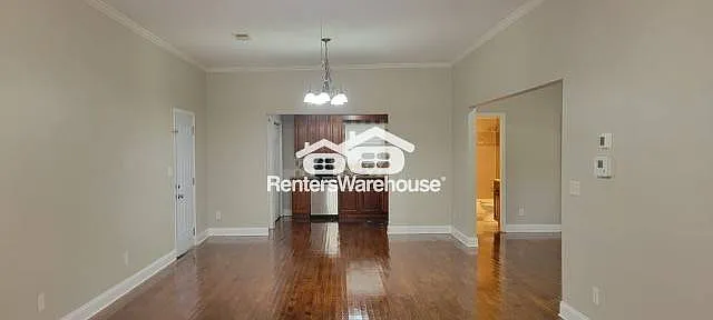 1822 Center Ave — Photo 16