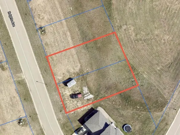 2021 & 2025 Heights Ave, Burlington, ND 58722
