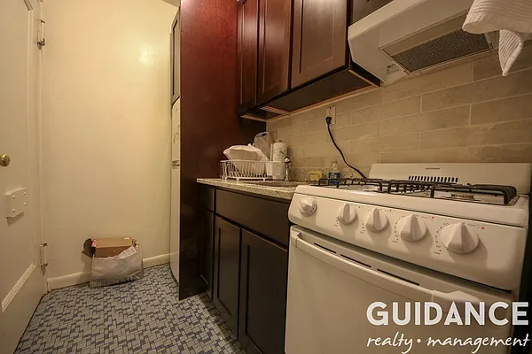 Rented by Guidance Realty Corp. | media 10