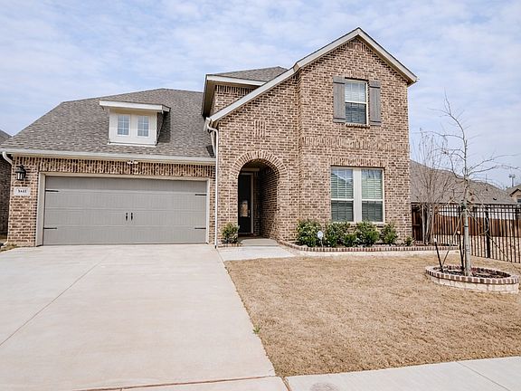 3rd image of 8641 Spindletop Dr